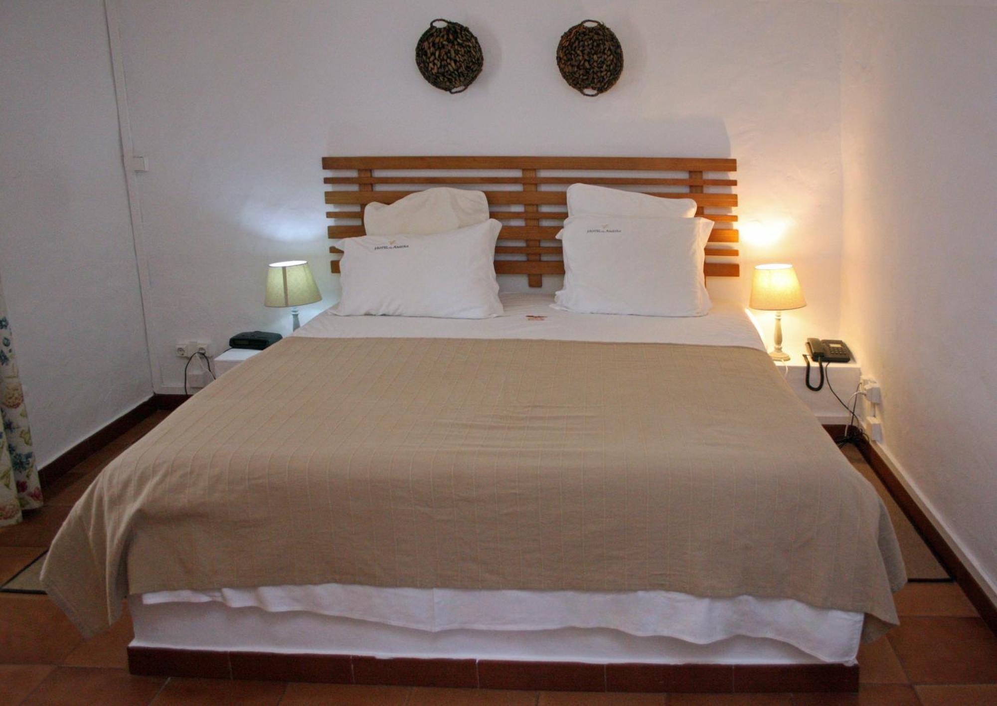 Hotel Rural Da Ameira Монтемор-о-Ново Стая снимка